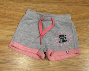SS18 shorts girl